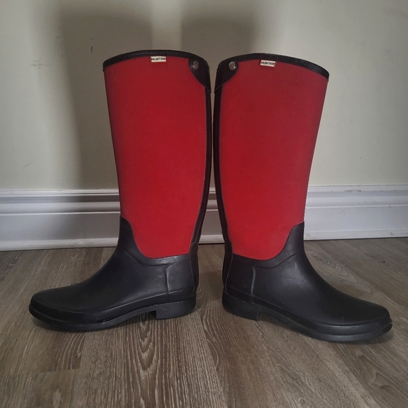 Red Hunter boots, size 8 (women's) - Picture 5 of 6
